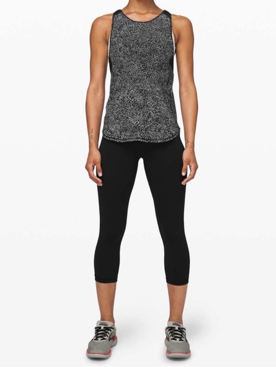 lululemon athletica Tops - Lululemon Tank Top | 6 b&w pattern